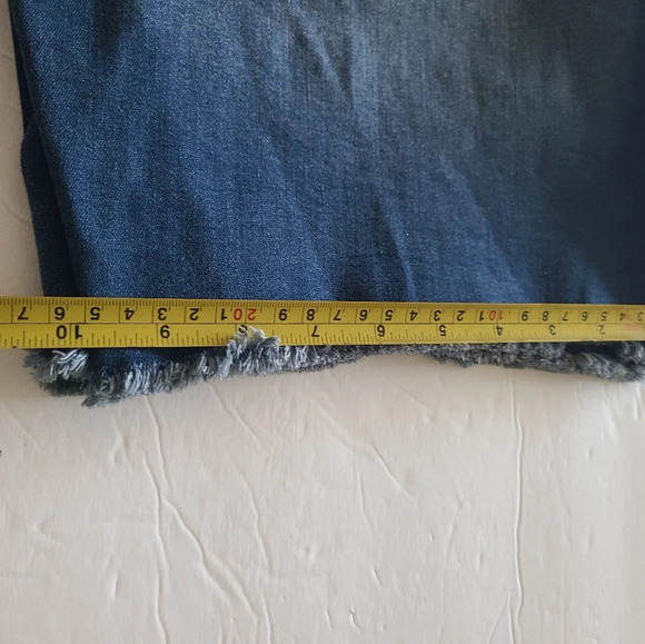 NWT Nine west women's denim Bermuda Shorts size 6 - Picture 9 of 11